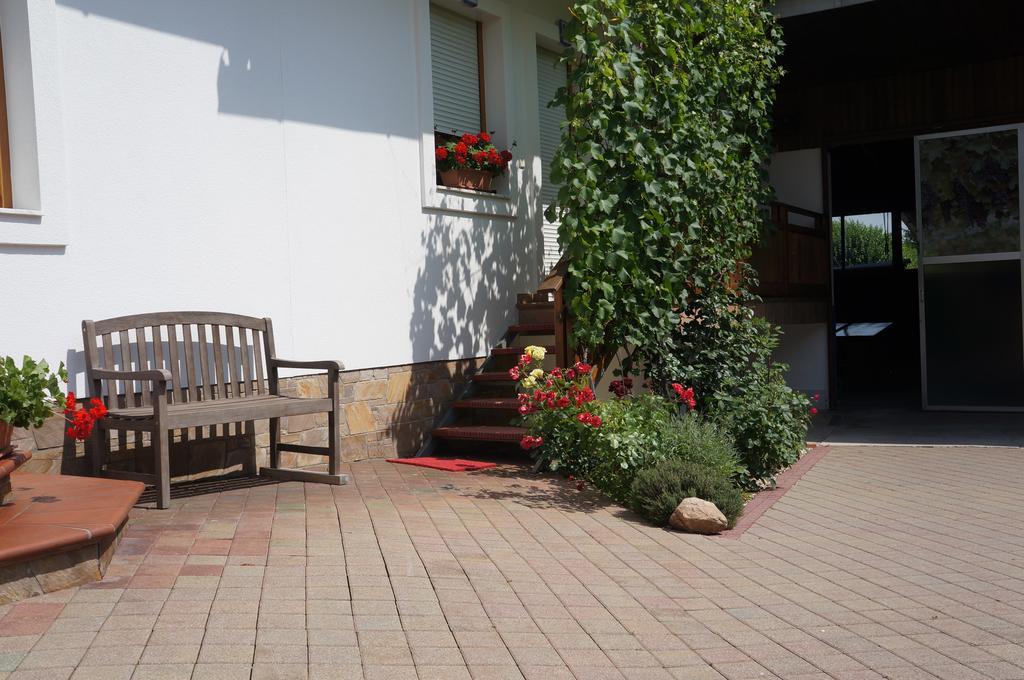 Zistler'S Blaufraenkischhof Hotel Deutschkreutz Exterior foto